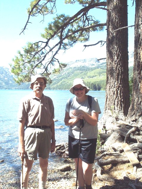 02-J-L-HikeAroundLake.jpg 108.9K