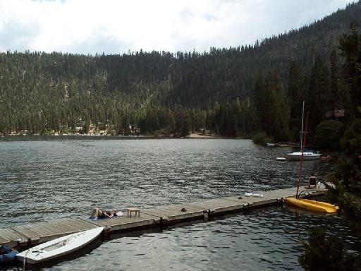 0965-JenniferBakingOnBoatDock.jpg 38.8K