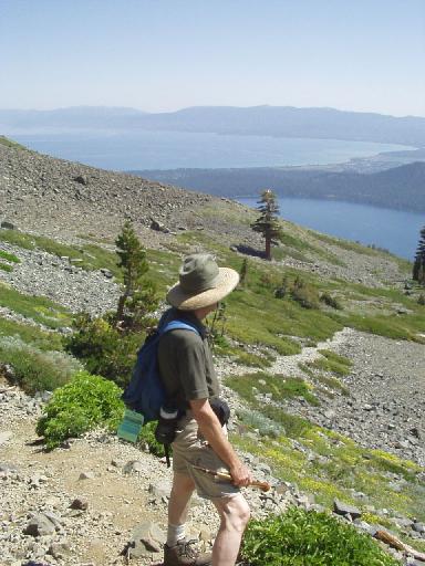 0984-008-LeighOnTrailUpCathedralBowl.jpg 44.4K