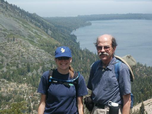 1015-b-JenniferLeigh-LongNatureHike-Staph0182.jpg 35.1K