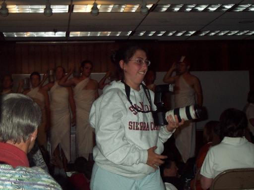 1045-WaterBallet-PhotogExcapingWater.jpg 27.0K