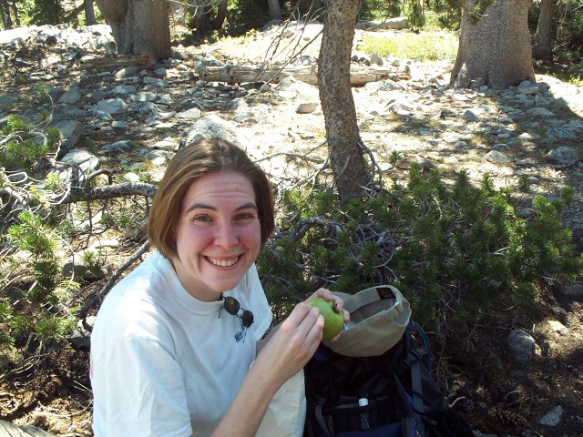 04032-LongHike-JenniferSnack-LakeLucille.jpg 199.8K