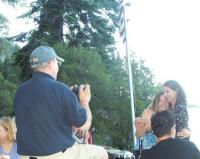 Thumb_04030-PhotogBrowningInAction.jpg 7.2K