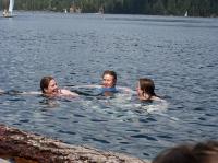 Thumb_SSC05-49-JenniferBeckyValerie-InLake-PhotoByPatience.jpg 7.5K