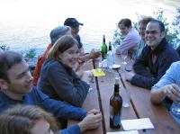 Thumb_SSC05-56-ValChrisJenniferPatBrowningMornaGarySteveFriDinner.jpg 7.7K