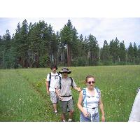 0602-HikeAroundLake-ScottChrisPatience.JPG 127.0K