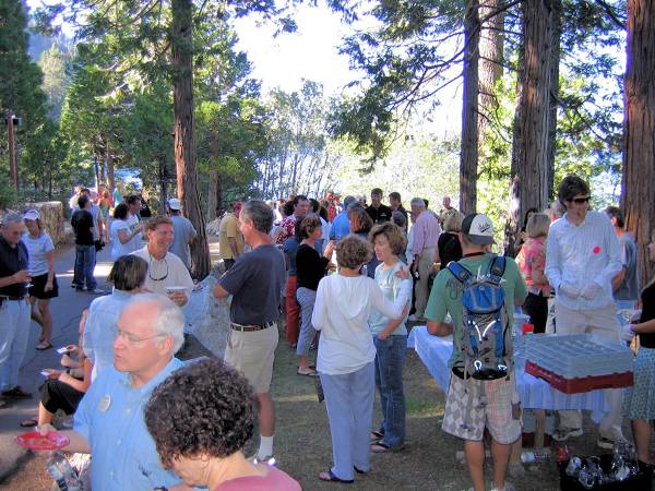 0773-FridayDinnerMusic-01.JPG 543.5K