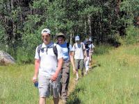 Thumb_0712-RoundTheLake-02-ScottJenNeal.jpg 9.8K