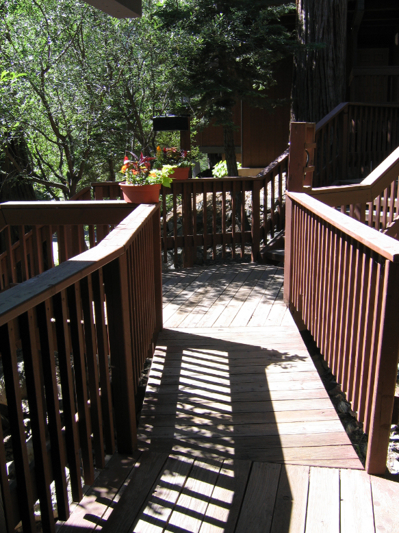 0807-StairsToPonderosaC.JPG 700.4K