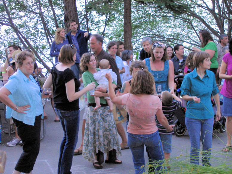 0861-FridayBBQ.JPG 839.1K