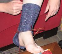 0841-JenniferSockFitting.JPG 537.4K