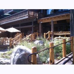 110020-RedoneFountainEntrance.jpg 221.7K