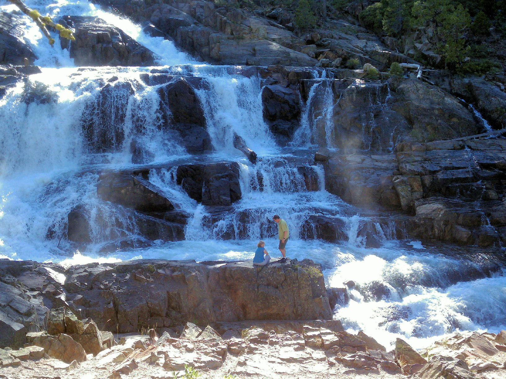 110044-LowerFalls-WithTheWatsons.jpg 653.3K