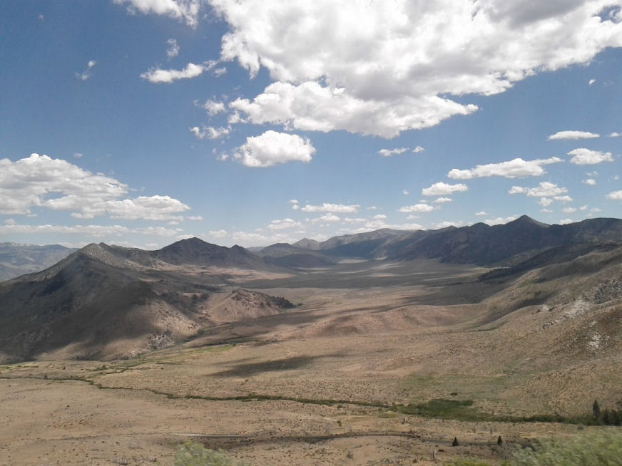 12-032-ClimbOverMonitorPass3.jpg 104.9K