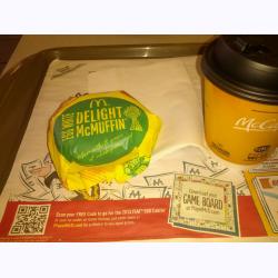 13-003-MojaveBreakfast.jpg 112.6K