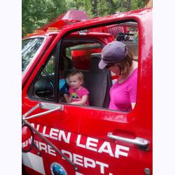 13-038-AliceJennifer.jpg 135.7K