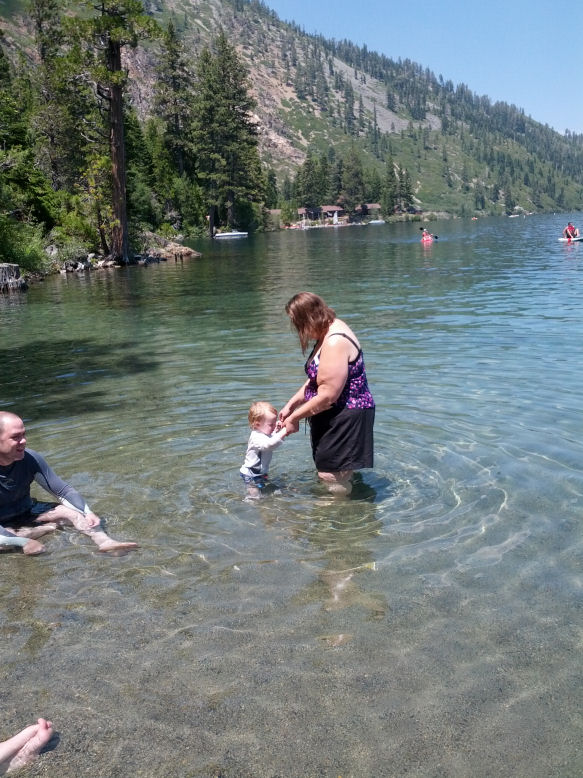 13-034-SteveAliceVal.jpg 133.8K