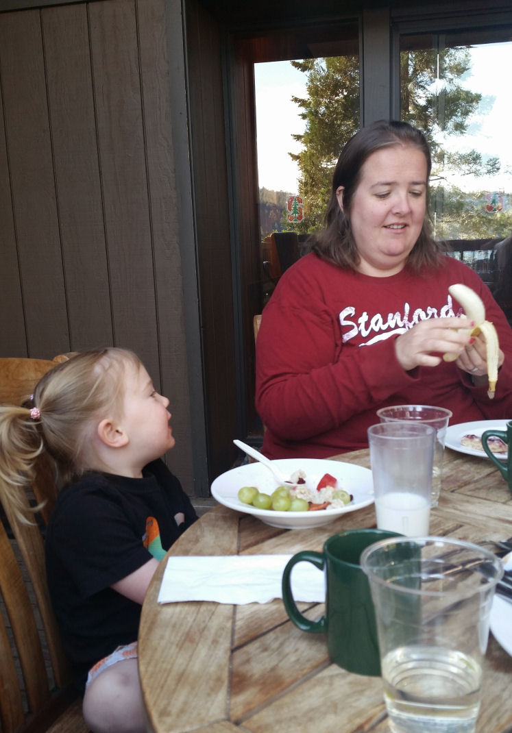 14-027-A-V-breakfast.jpg 142.0K