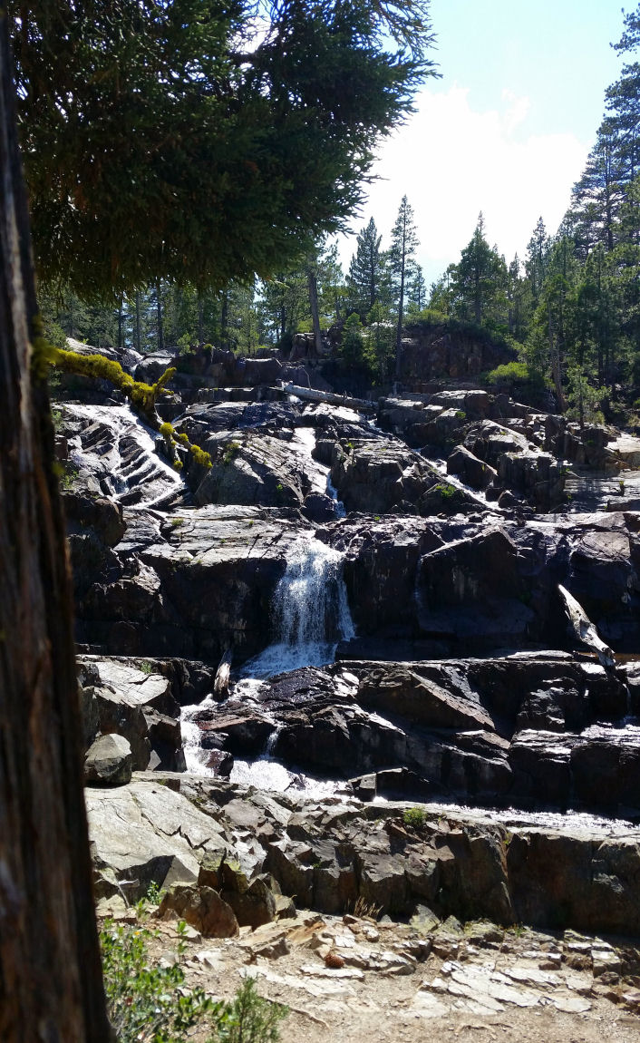 14-050-LowerFalls.jpg 263.5K