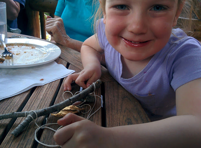 15-043-A-ReadyForCrawdads.jpg 85.1K