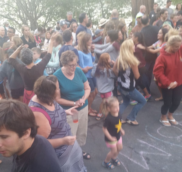 15-082-AV-GB-A-FridayPostDinnerDancing.jpg 81.8K