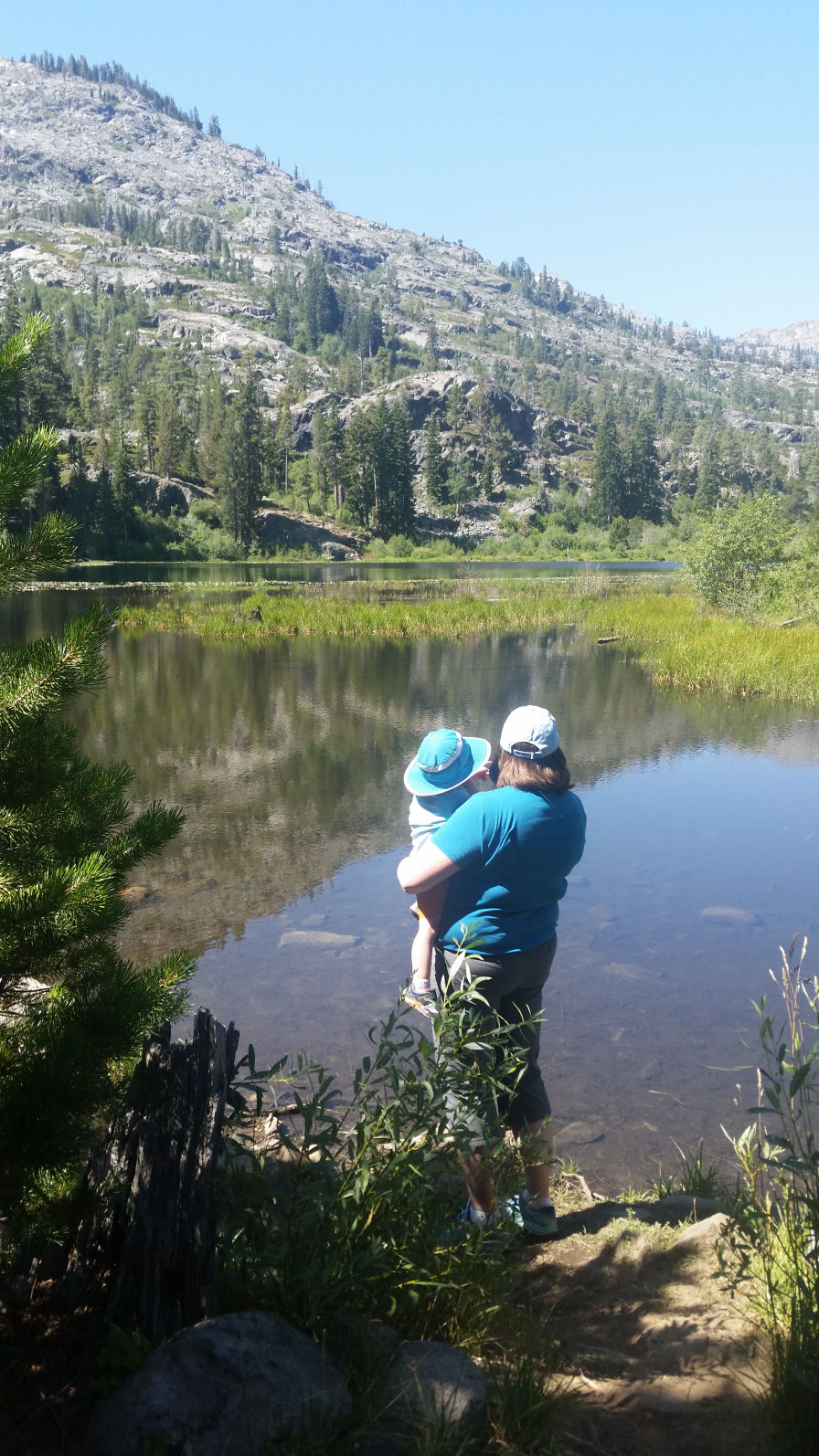 2016-183-R-J-LilyLake.jpg 342.1K