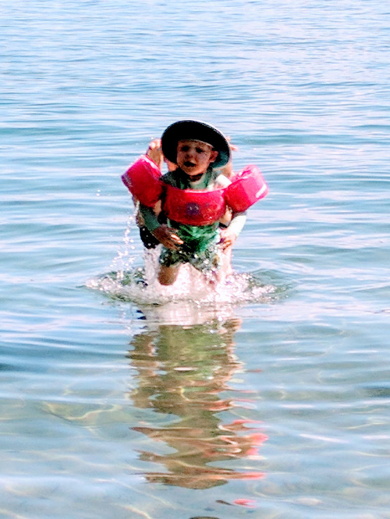 2017-191-R-Flying.jpg 162.3K